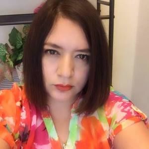 Meet your Posher, Verunica